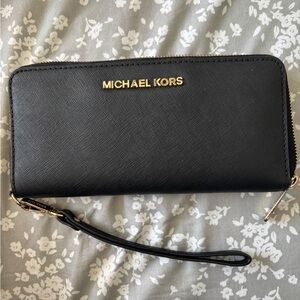 Michael Kors Black and Gold Zip Wallet